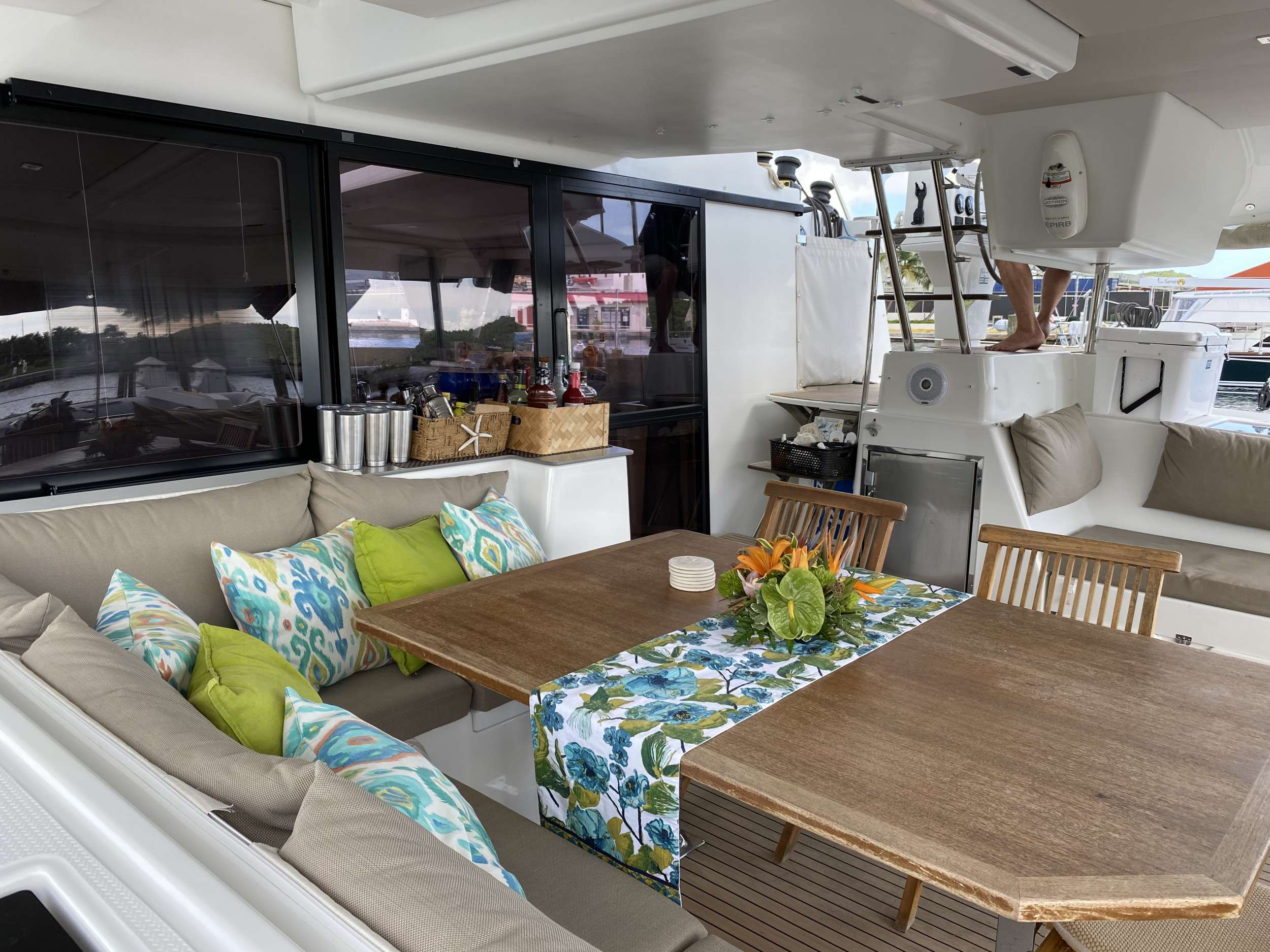 Luxury Crewed Catamaran CASHMERE photo 7