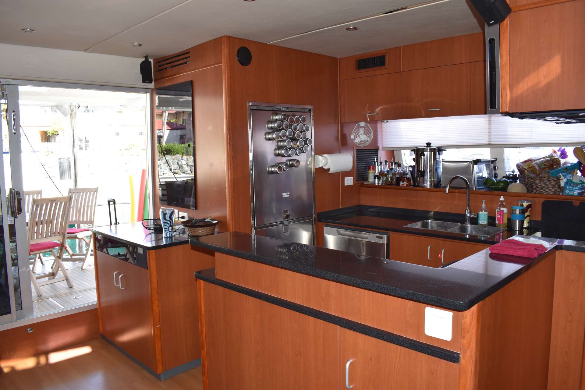 Crewed Catamaran SEA ESTA photo 5