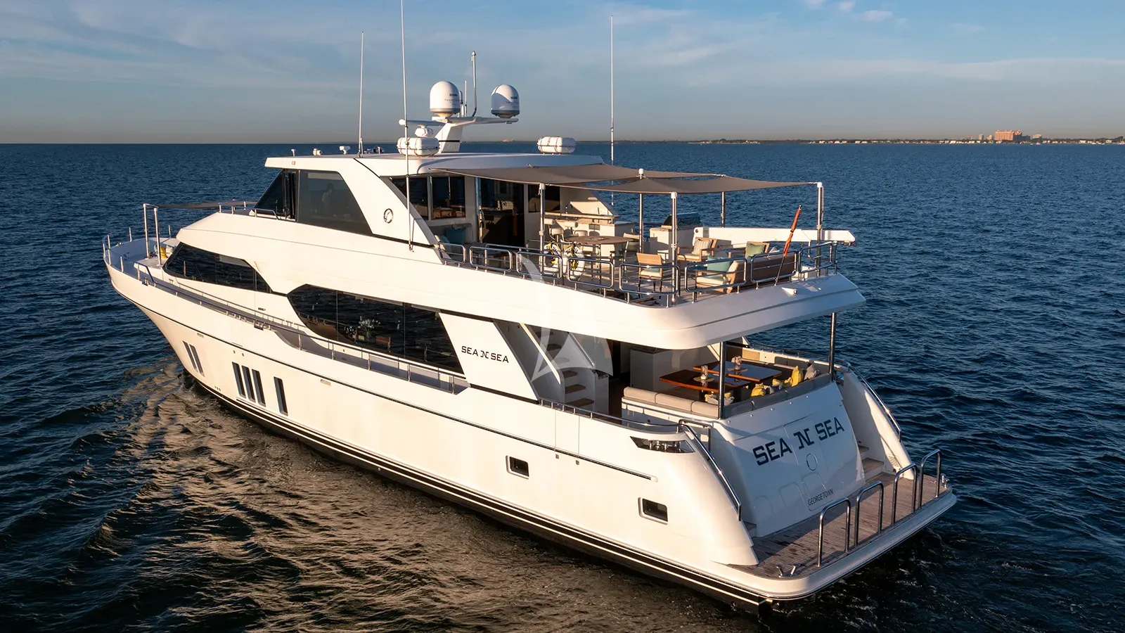 Luxury Crewed Motor Yacht SEA N SEA photo 5