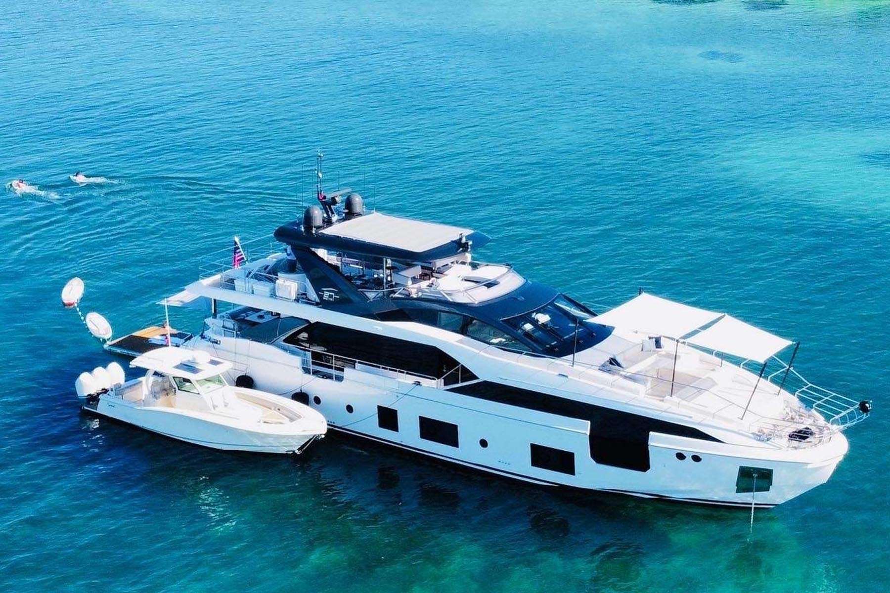Luxury Crewed Motor Yacht SEA OWL