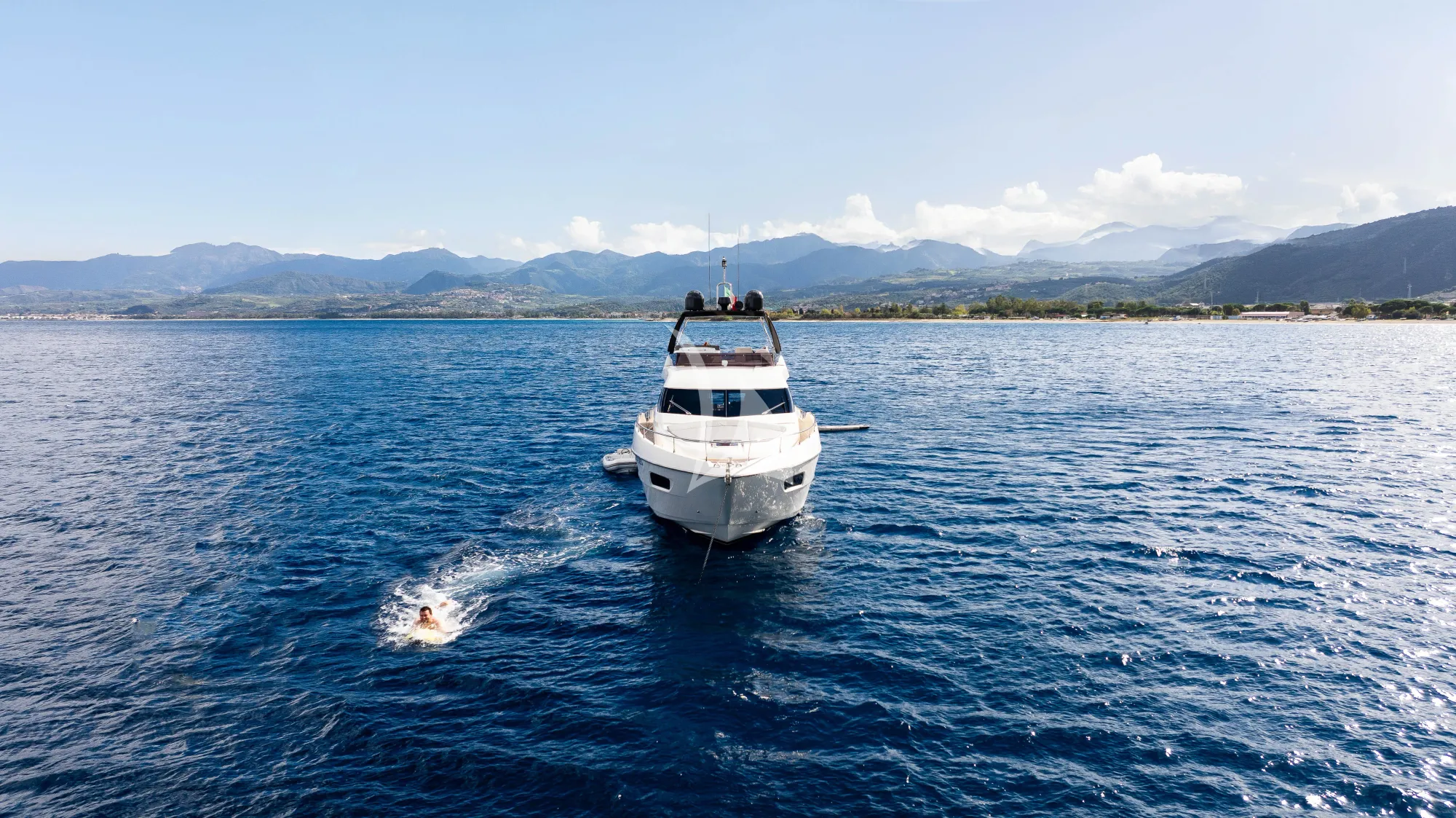 Crewed Motor Yacht SEA SONS photo 4