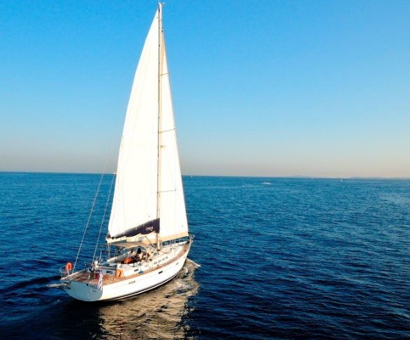 Luxury Crewed Sailing Yacht SEA STAR photo 3