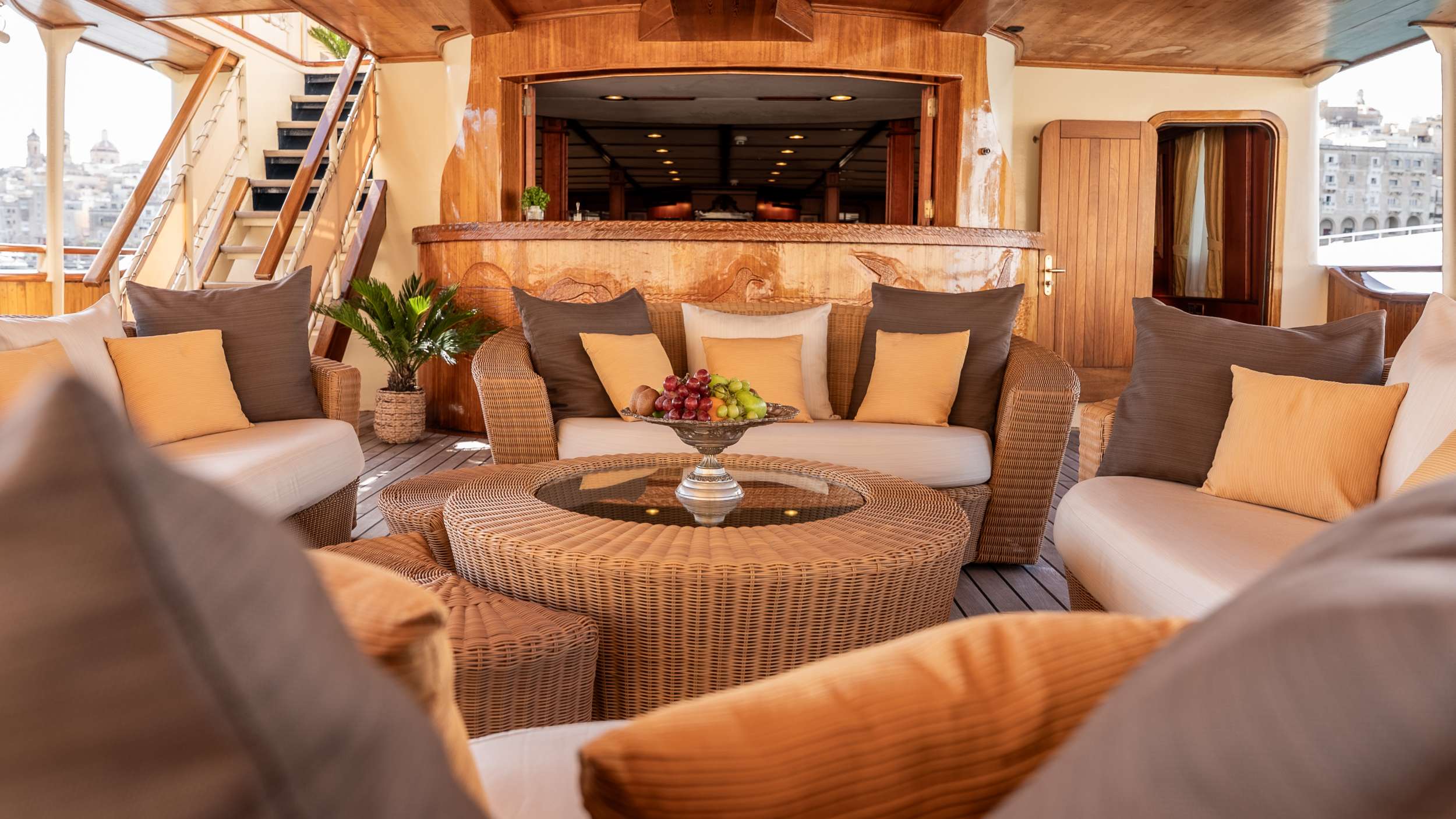 Luxury Crewed Motor Yacht SEAGULL II photo 6