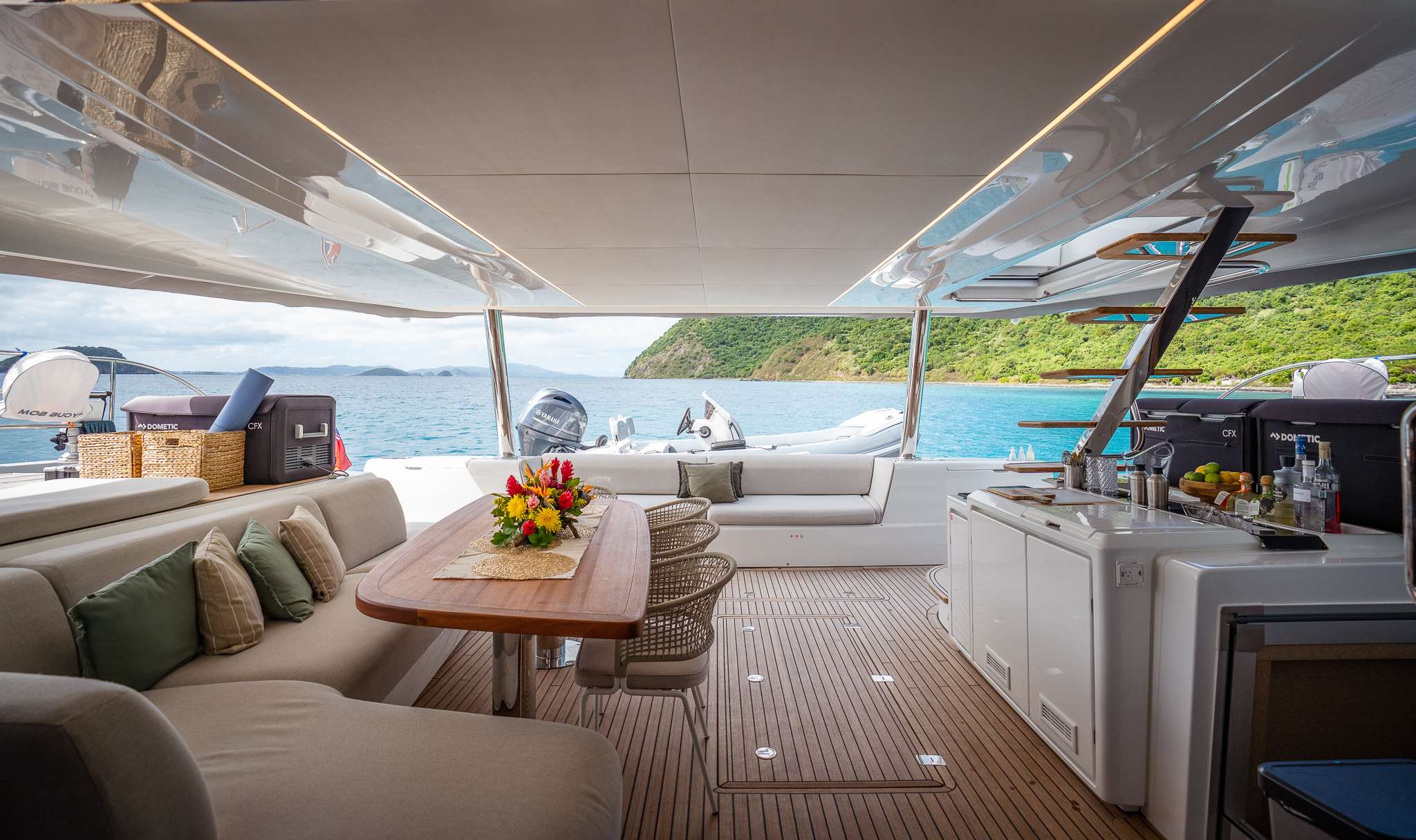 Crewed Catamaran SEAHOME II photo 5