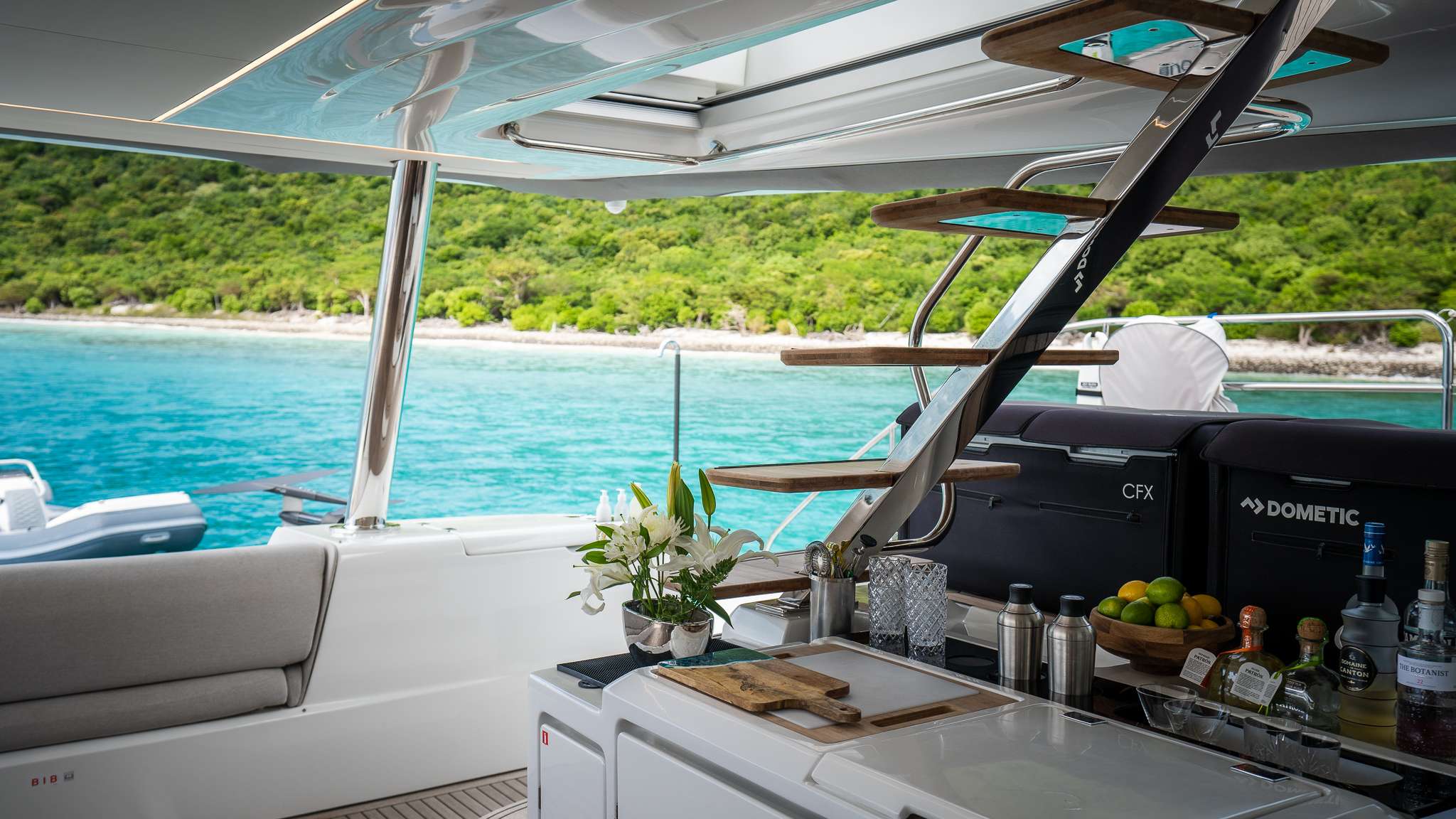 Crewed Catamaran SEAHOME II photo 8