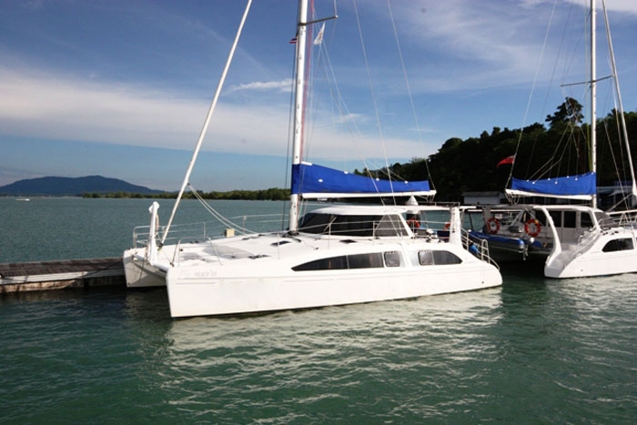 Bareboat Catamaran Seawind 1160 photo 4