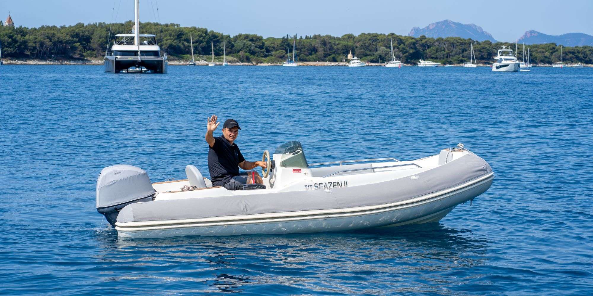 Luxury Crewed Catamaran SEAZEN II photo 7