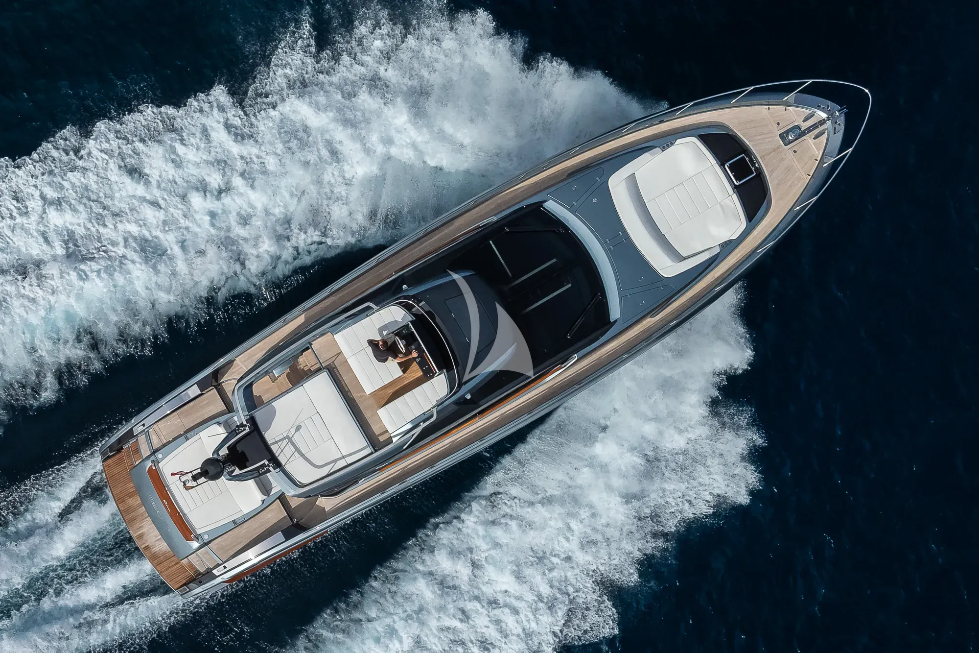 Crewed Catamaran SEDICI photo 6