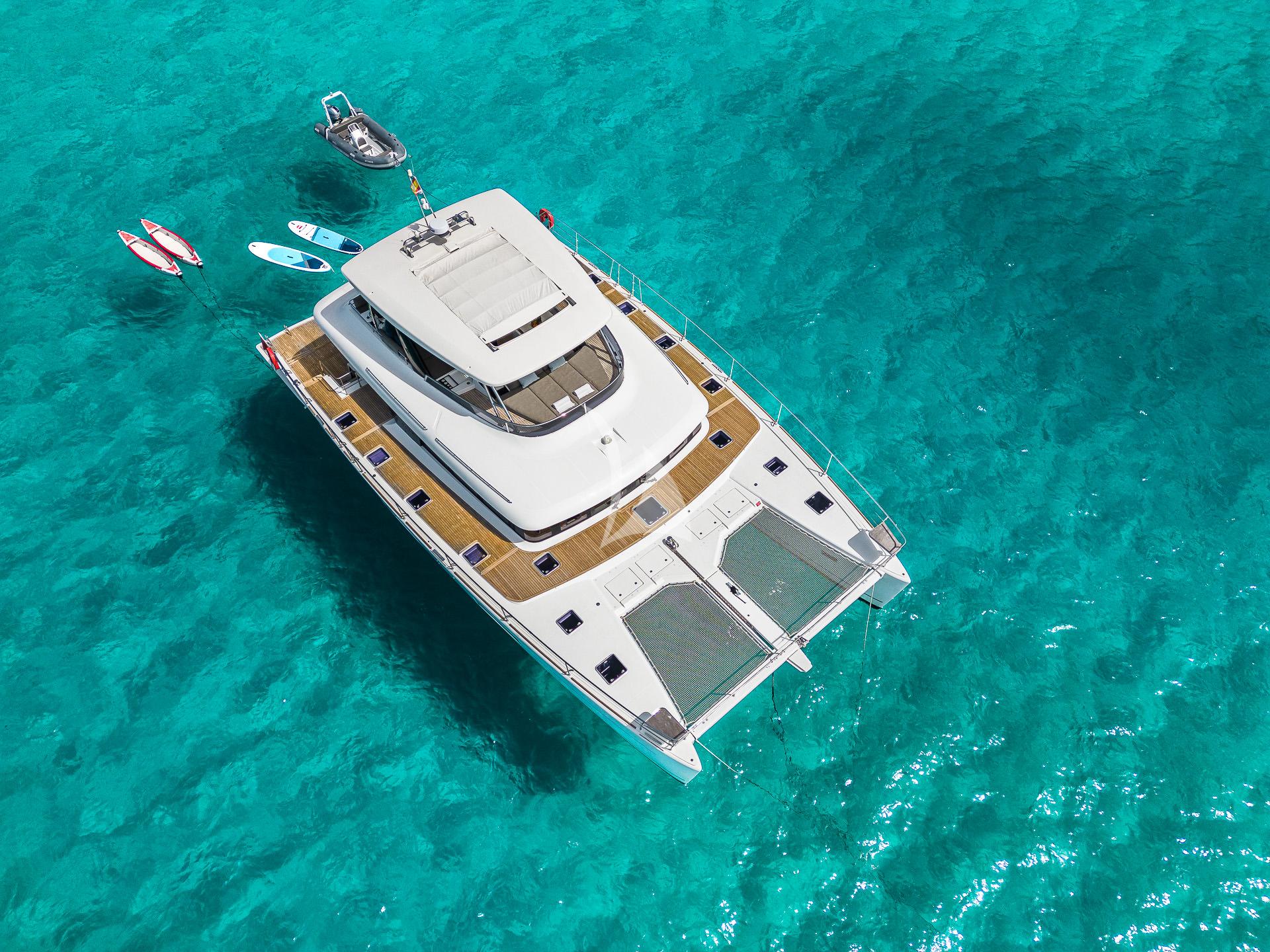 Luxury Crewed Catamaran SEEK photo 3