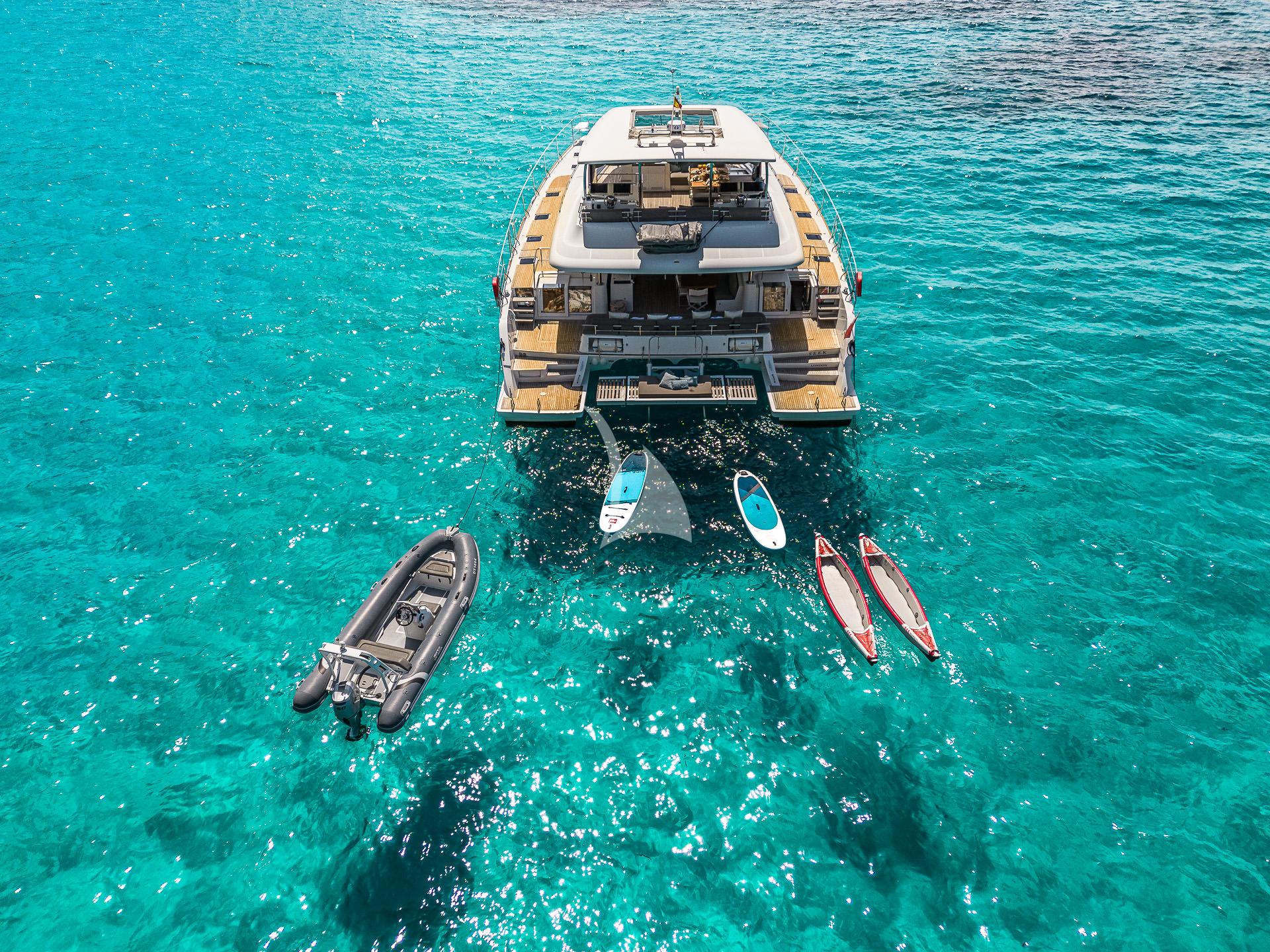 Luxury Crewed Catamaran SEEK photo 6