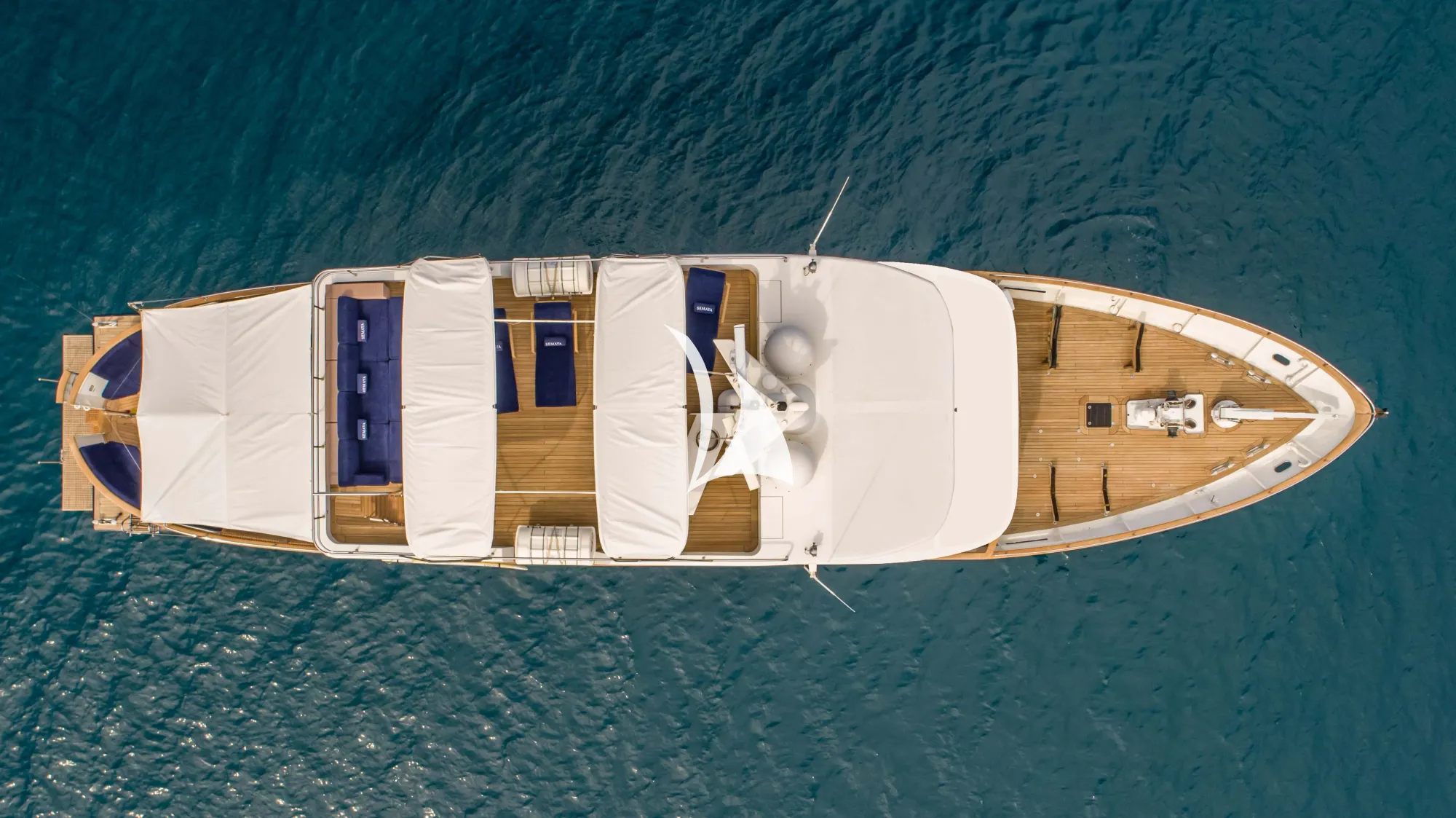 Luxury Crewed Motor Yacht SEMAYA photo 4