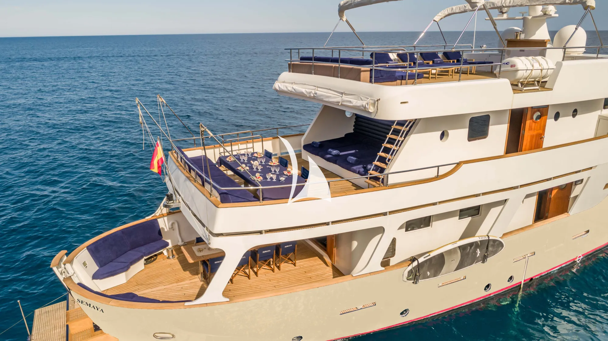 Luxury Crewed Motor Yacht SEMAYA photo 8