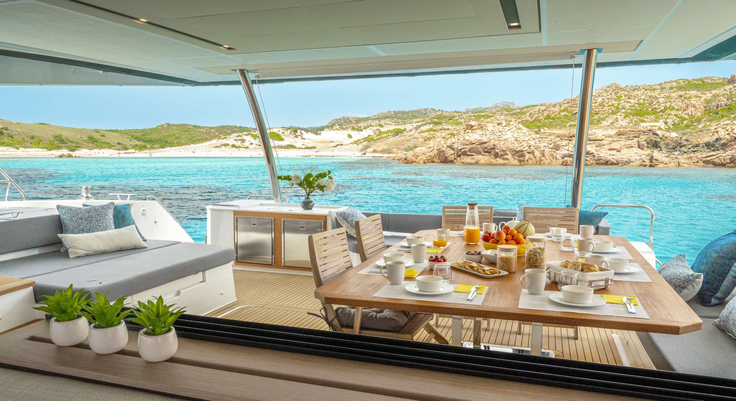 Luxury Crewed Catamaran SEMPER FIDELIS photo 5
