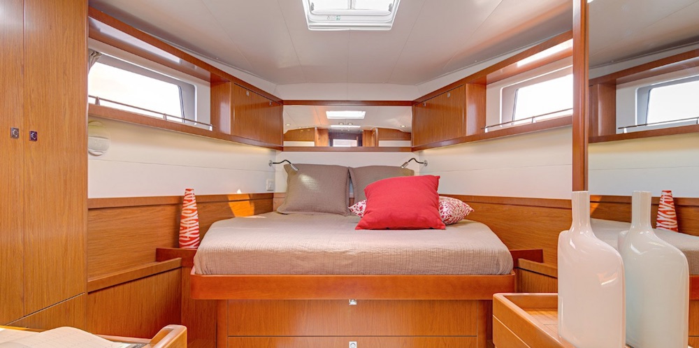 Bareboat Sailing Yacht Sense 55 photo 7