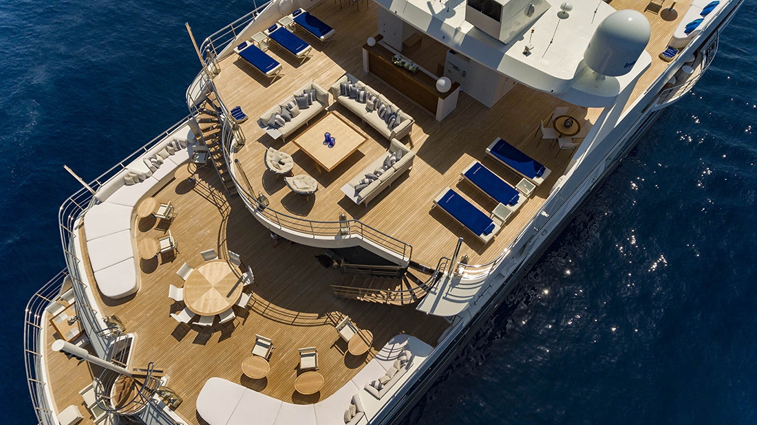 Luxury Crewed Motor Yacht MARQUISE photo 3