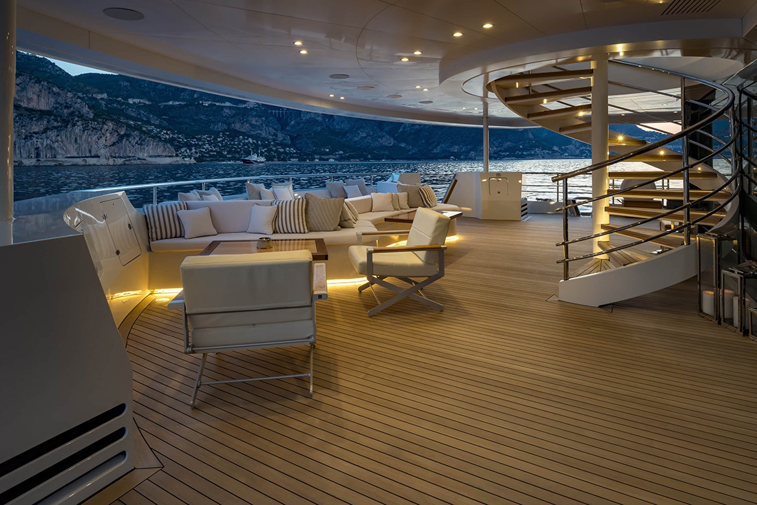 Luxury Crewed Motor Yacht MARQUISE photo 7
