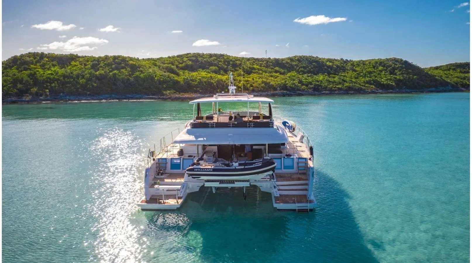 Crewed Power Catamaran SERENITY VII photo 4