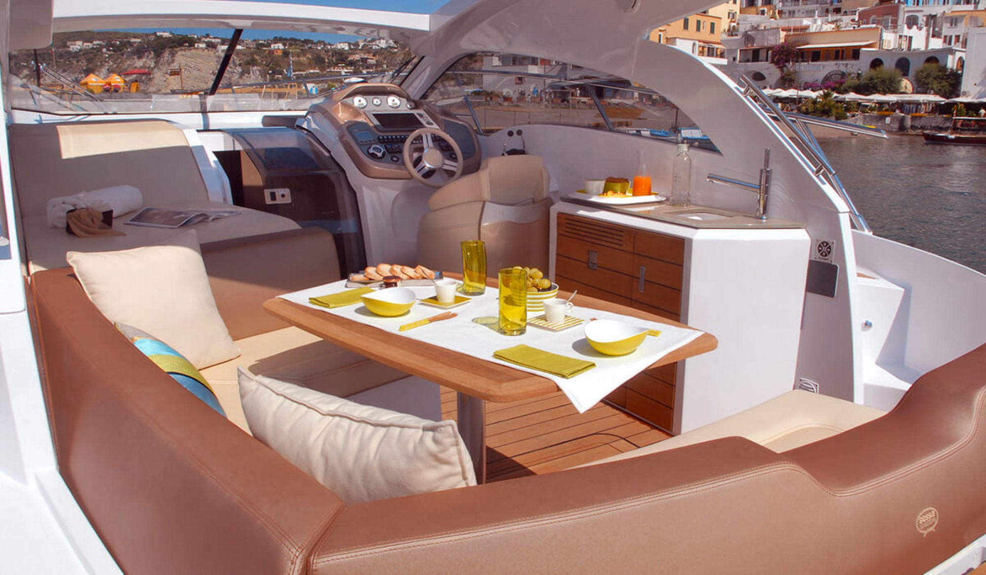 Bareboat Motor Yacht Sessa C35 photo 4