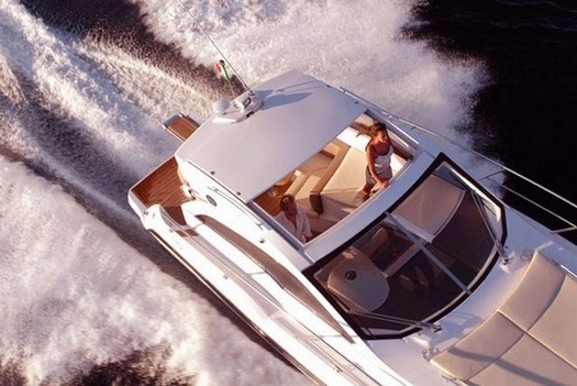 Crewed Motor Yacht Sessa Marine C35 photo 4