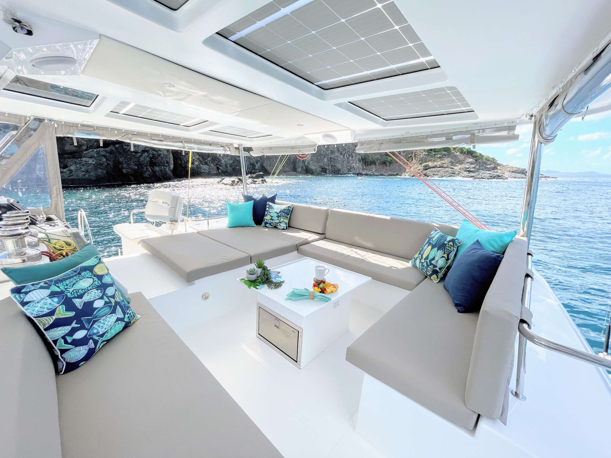 Crewed Catamaran SEVEN photo 5