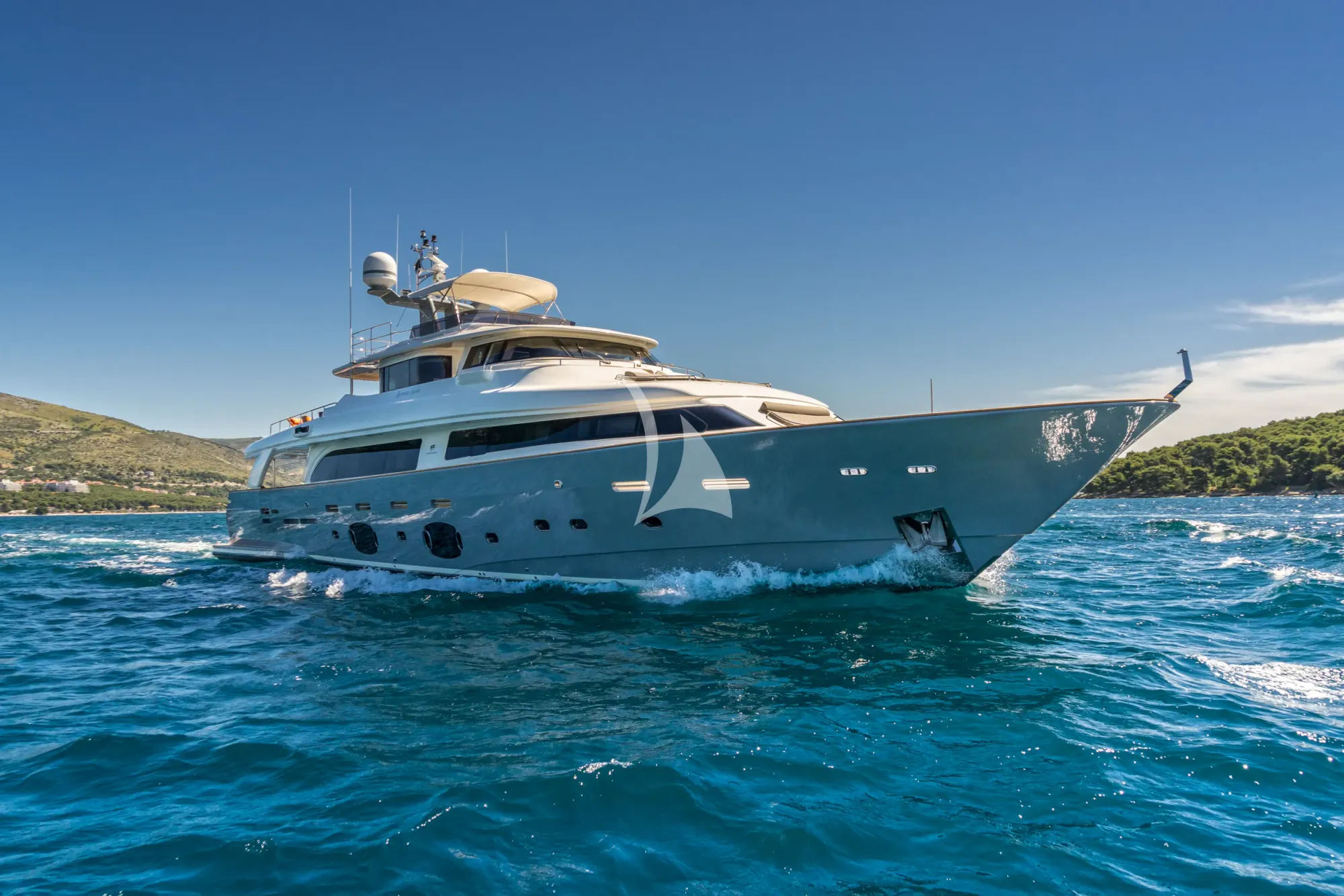 Luxury Crewed Motor Yacht SEVENTH SENSE photo 3