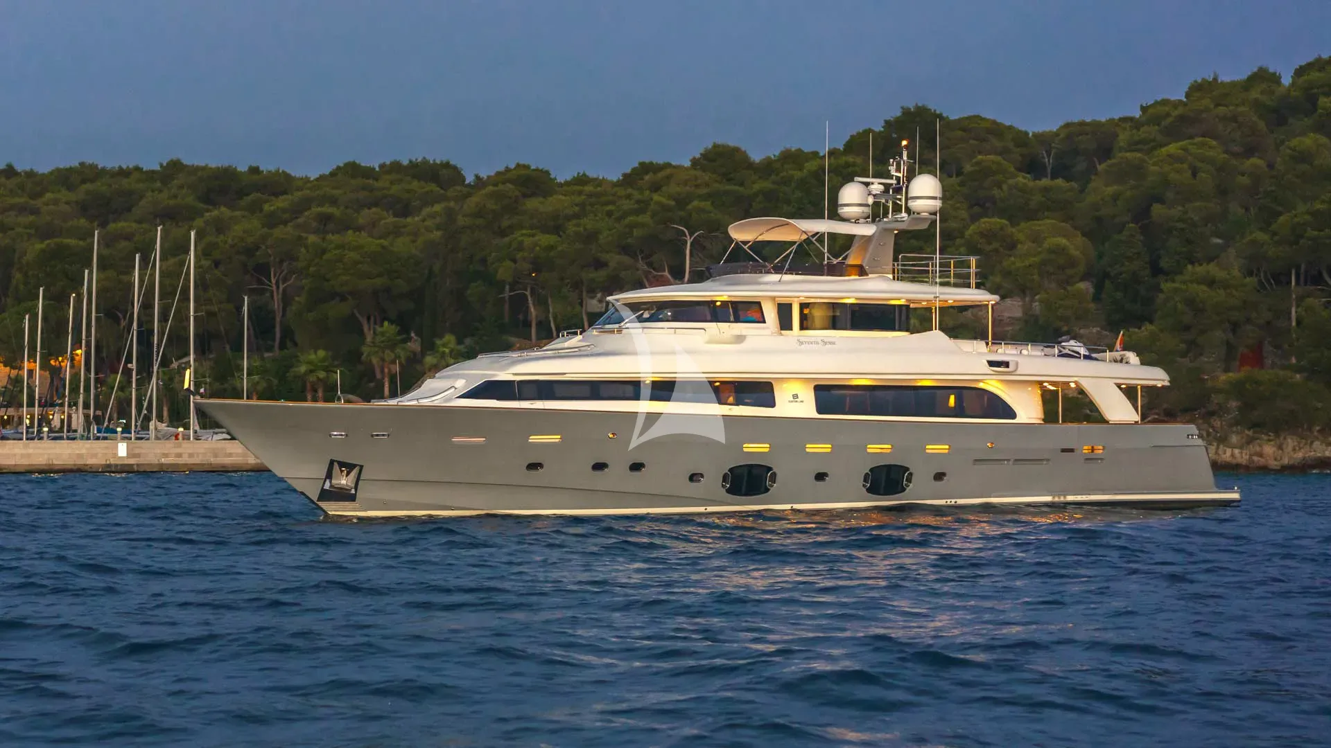 Luxury Crewed Motor Yacht SEVENTH SENSE photo 4