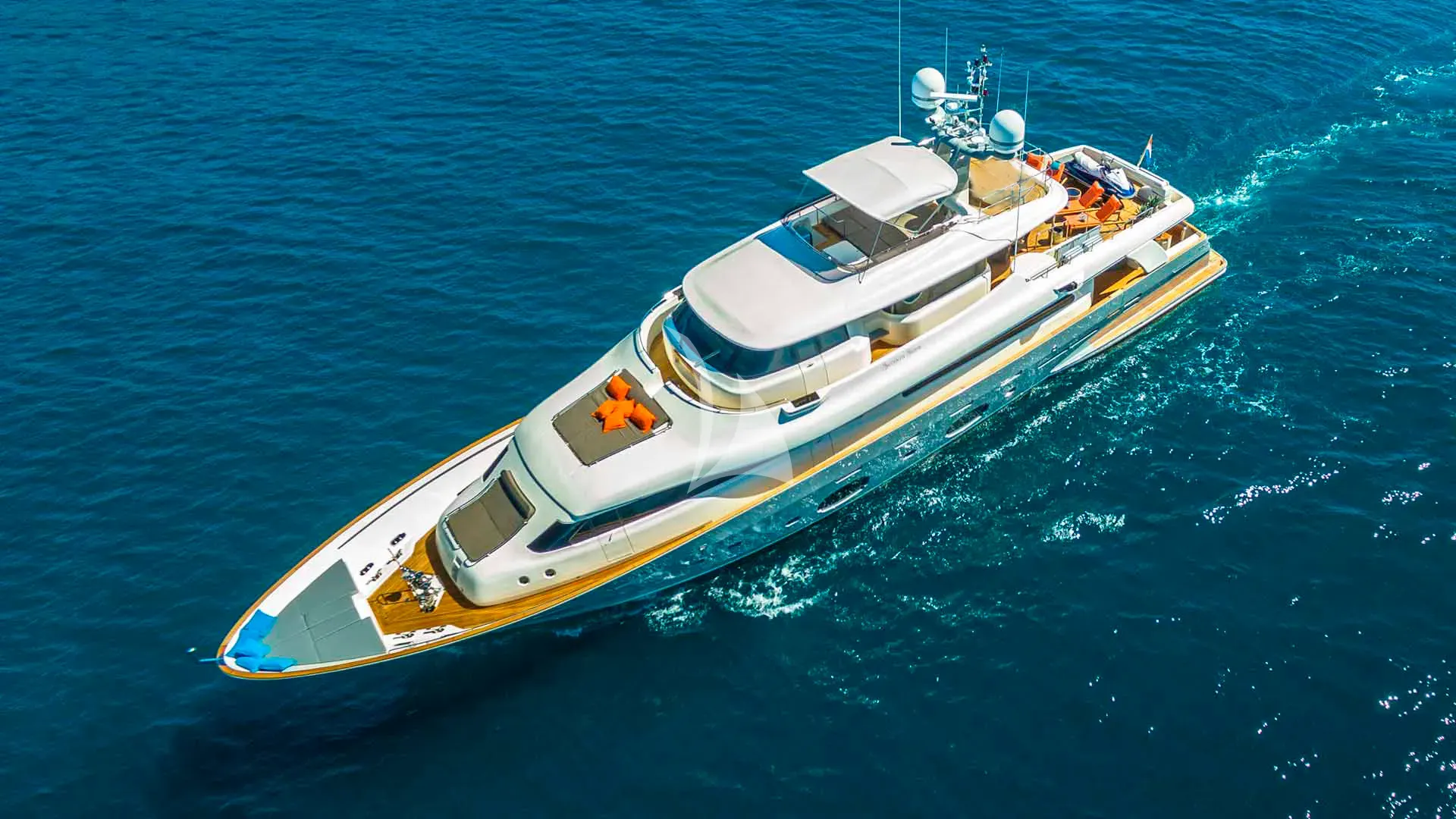 Luxury Crewed Motor Yacht SEVENTH SENSE photo 5