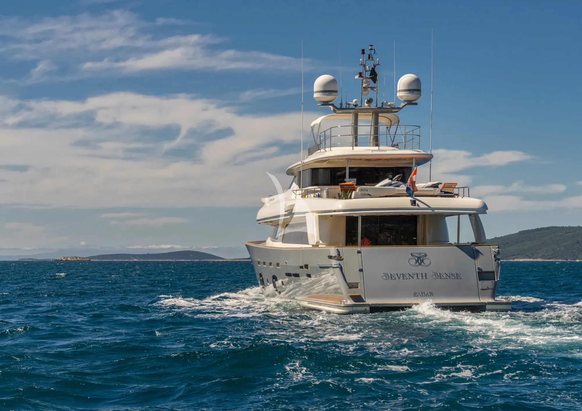 Luxury Crewed Motor Yacht SEVENTH SENSE photo 8