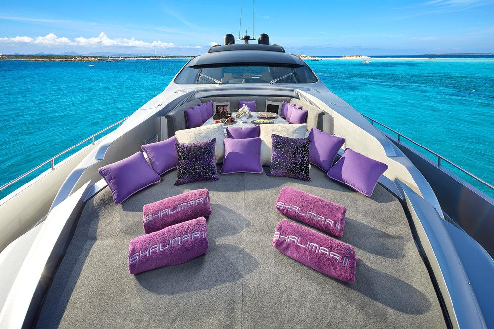 Luxury Crewed Motor Yacht XAMAN photo 3