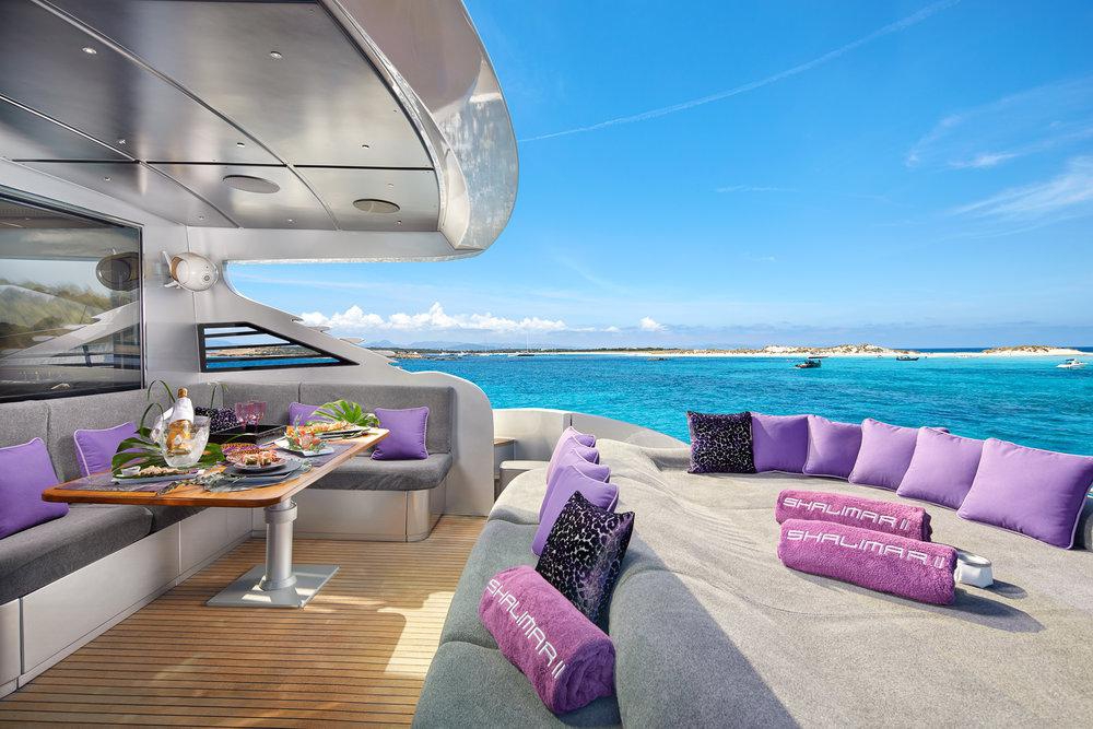 Luxury Crewed Motor Yacht XAMAN photo 6
