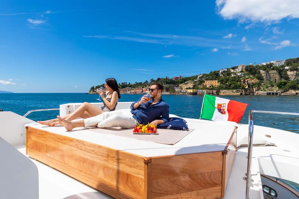 Luxury Crewed Motor Yacht SHANGRA photo 7