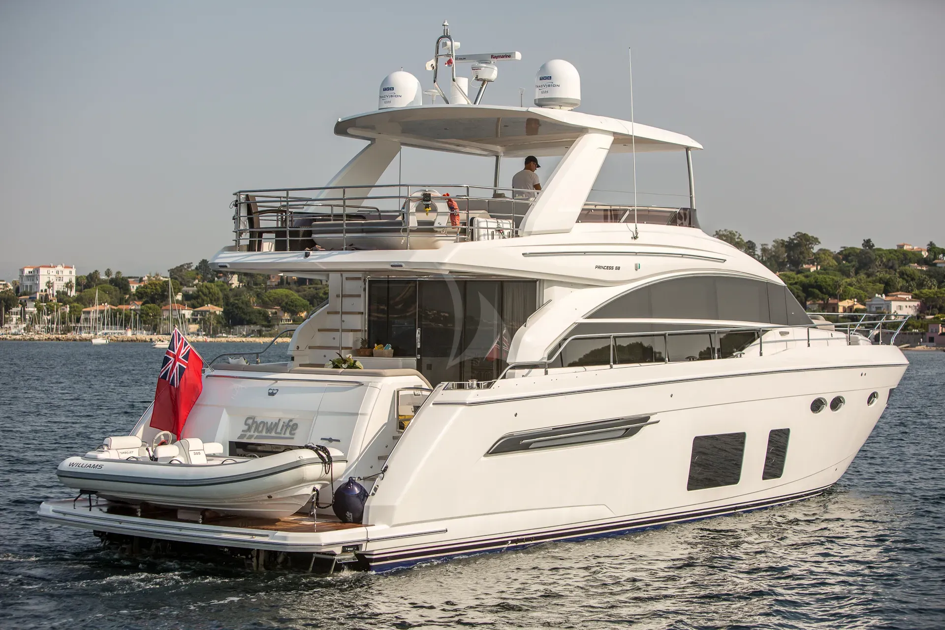 Luxury Crewed Motor Yacht SHAWLIFE photo 5