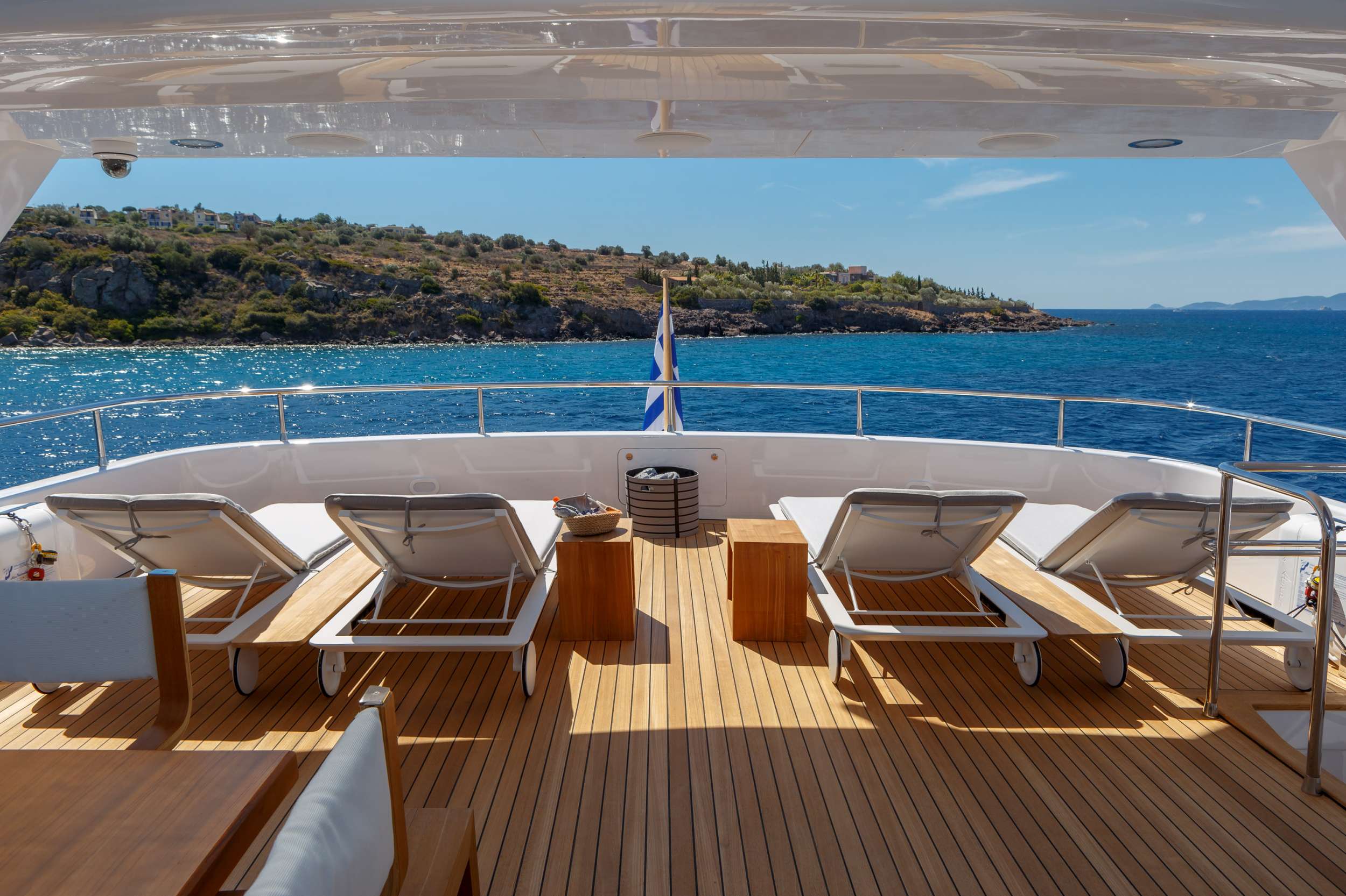 Luxury Motor Yacht SHOOTING STAR photo 6