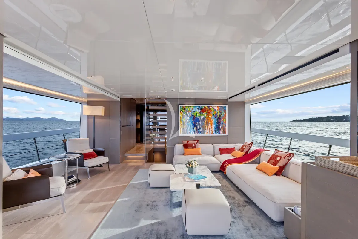 Crewed Motor Yacht VINCI II photo 8