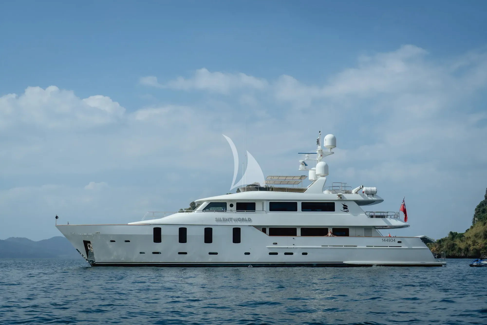 Luxury Crewed Motor Yacht SILENTWORLD