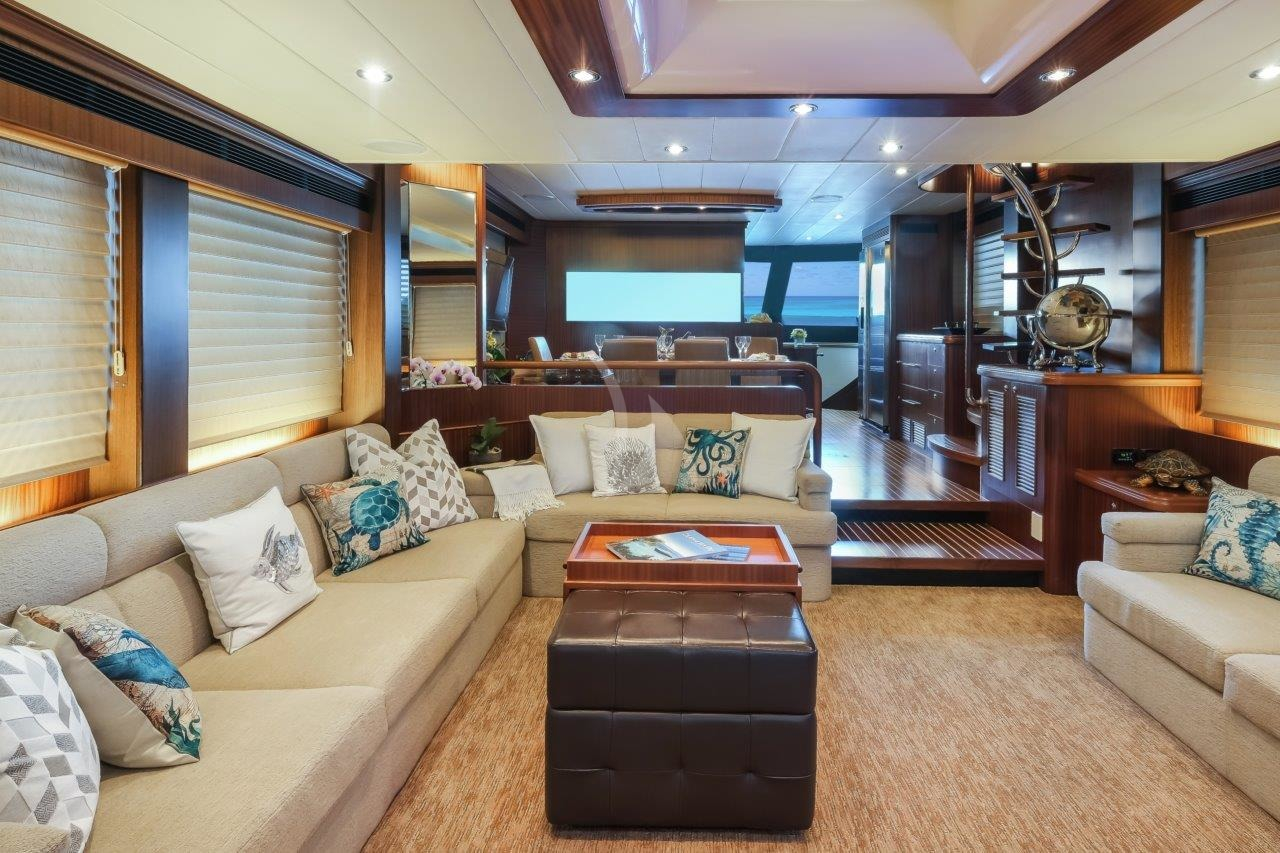 Luxury Crewed Motor Yacht SILVER LINING photo 7