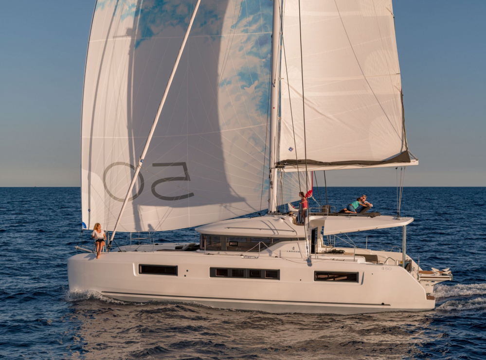 Bareboat Catamaran SIMONE photo 4