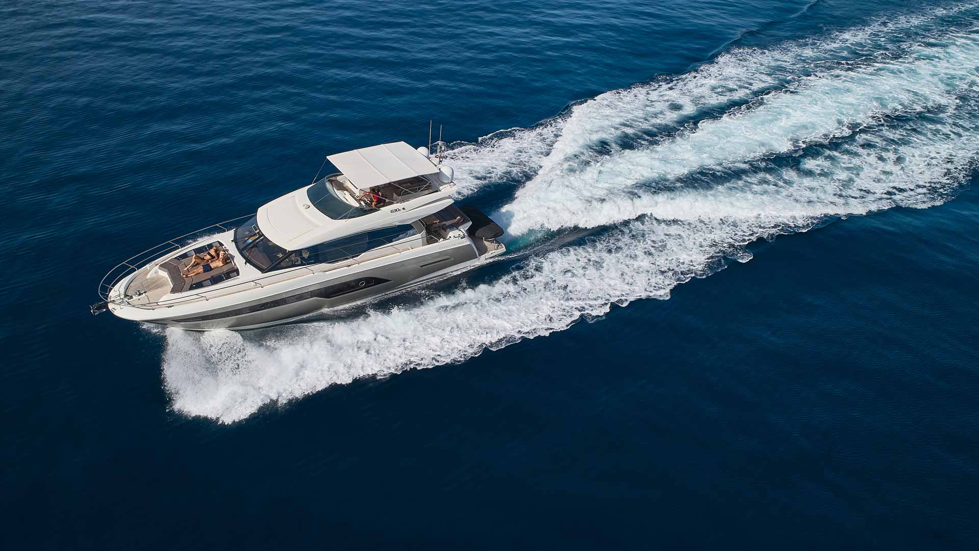 Luxury Crewed Motor Yacht SIMULL photo 5