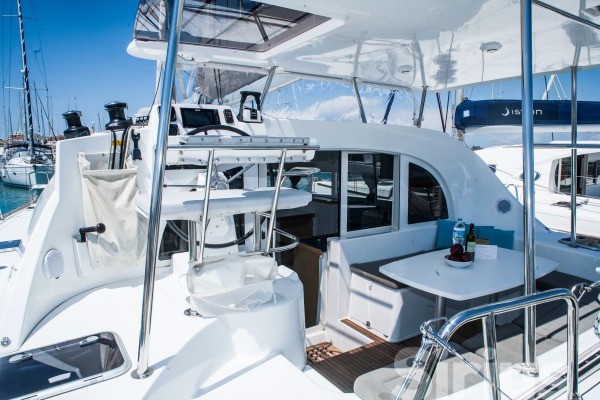 Bareboat Catamaran SIRIUS photo 6