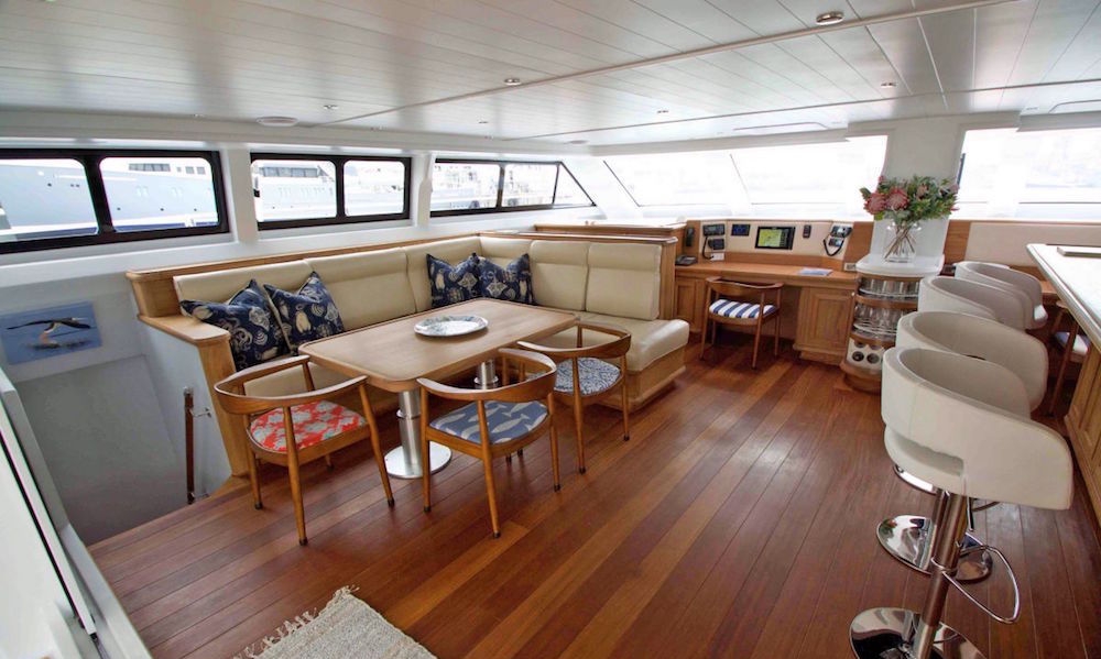 Luxury Crewed Catamaran SKIMMER photo 4