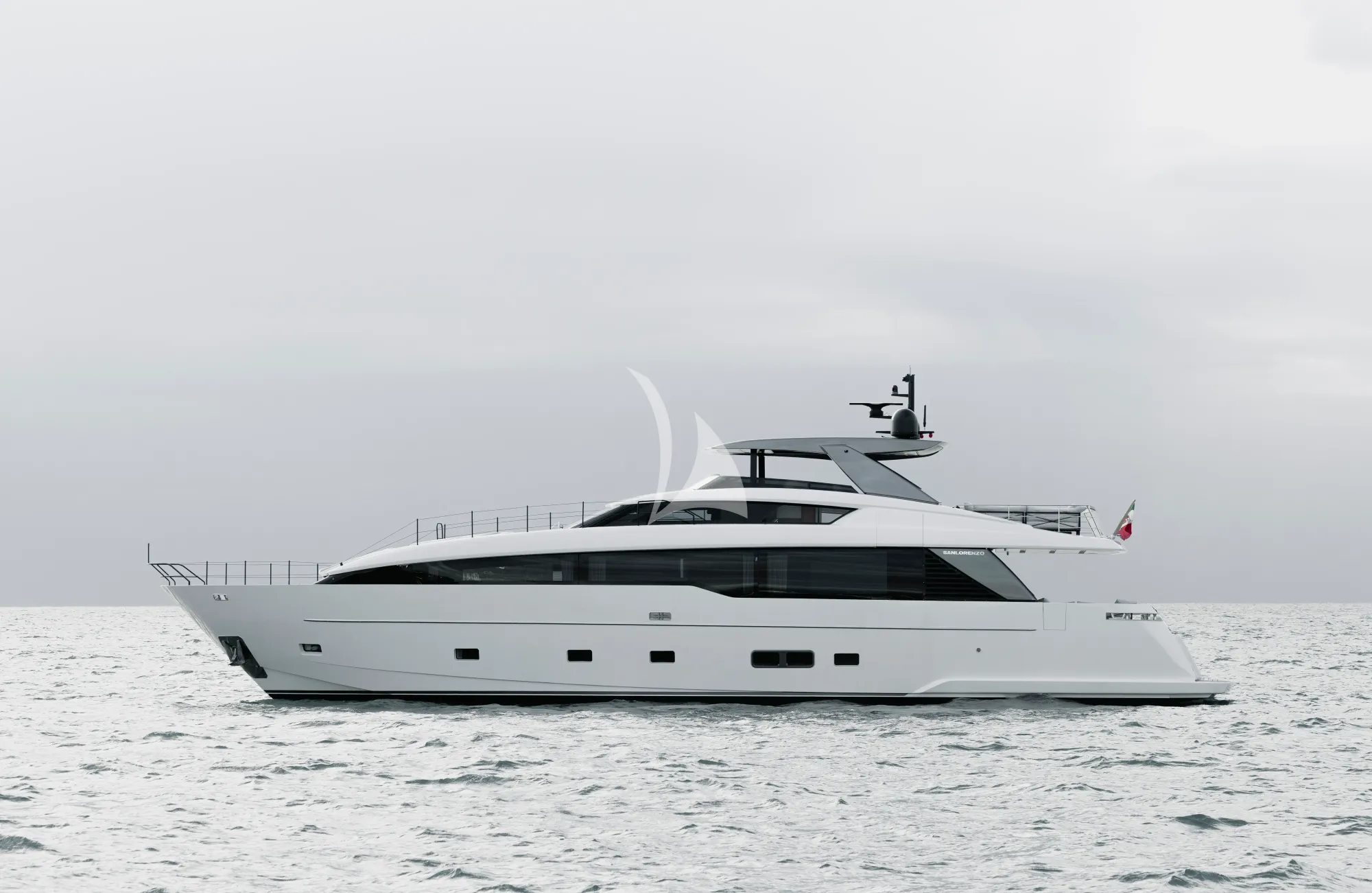 Luxury Crewed Motor Yacht SL 86A photo 3