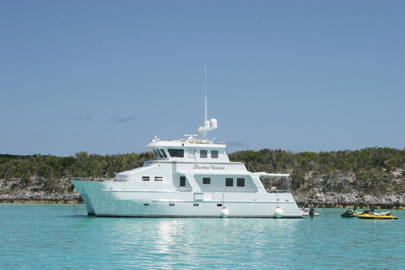 Crewed Power Catamaran SLUMBER VENTURE photo 4