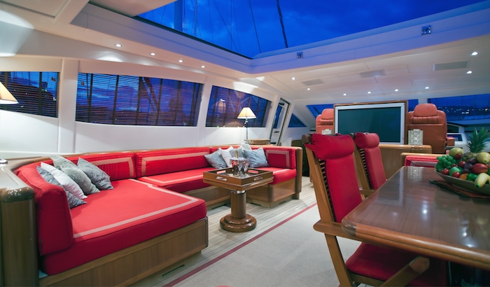 Luxury Crewed Motor Yacht SOAN photo 7