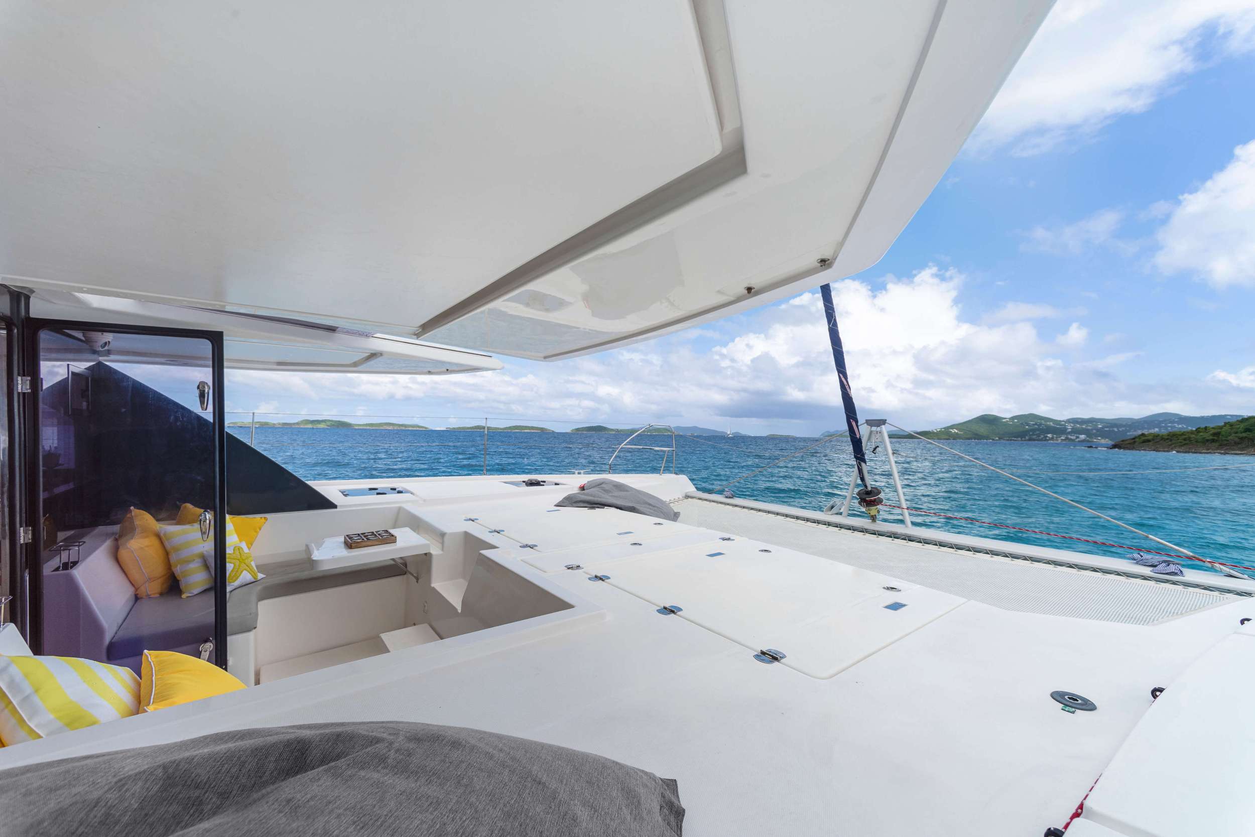 Luxury Crewed Catamaran SOGGY DOGGY photo 4