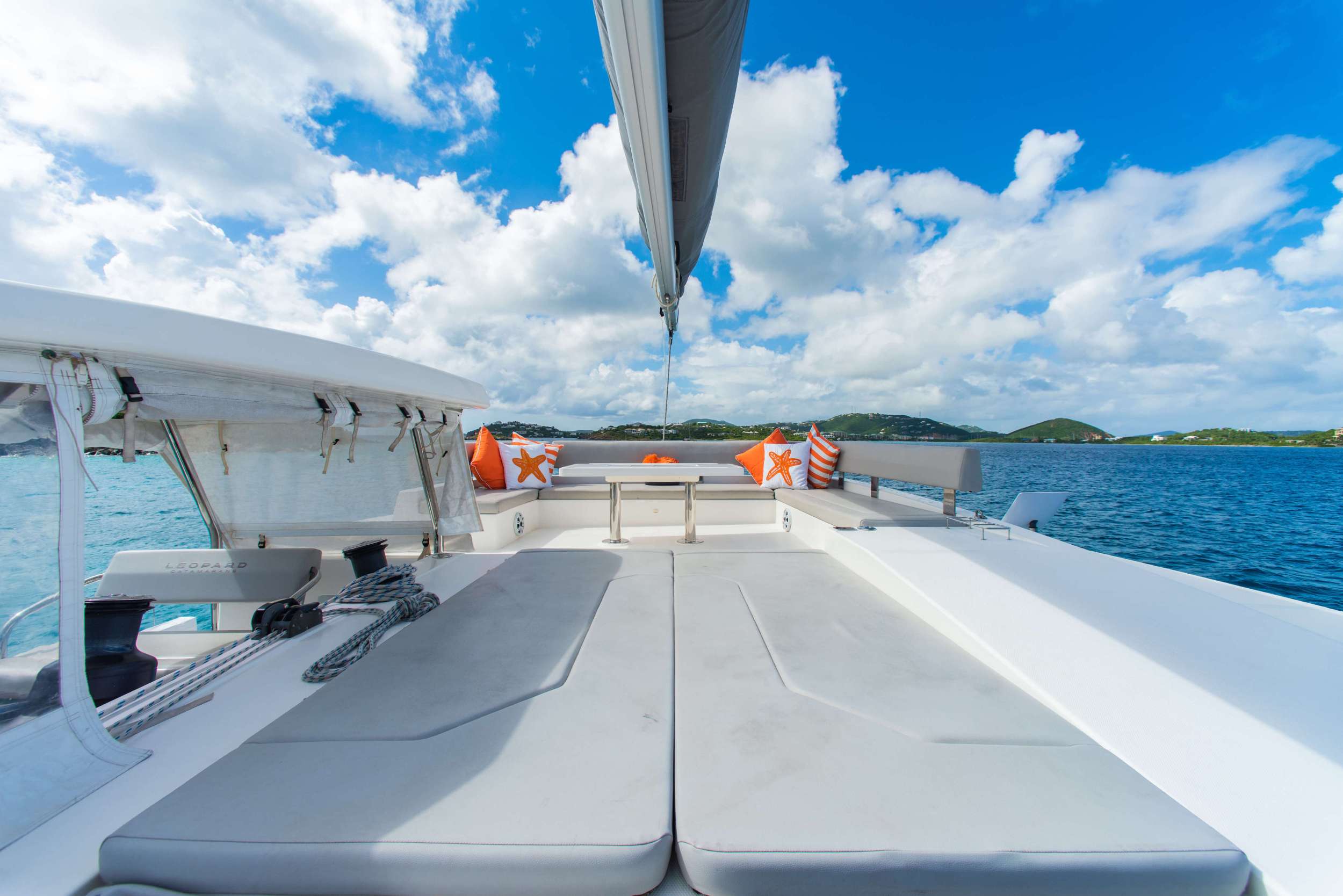 Luxury Crewed Catamaran SOGGY DOGGY photo 6
