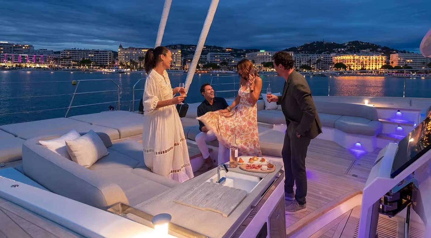 Luxury Crewed Catamaran SOL MADININA photo 8