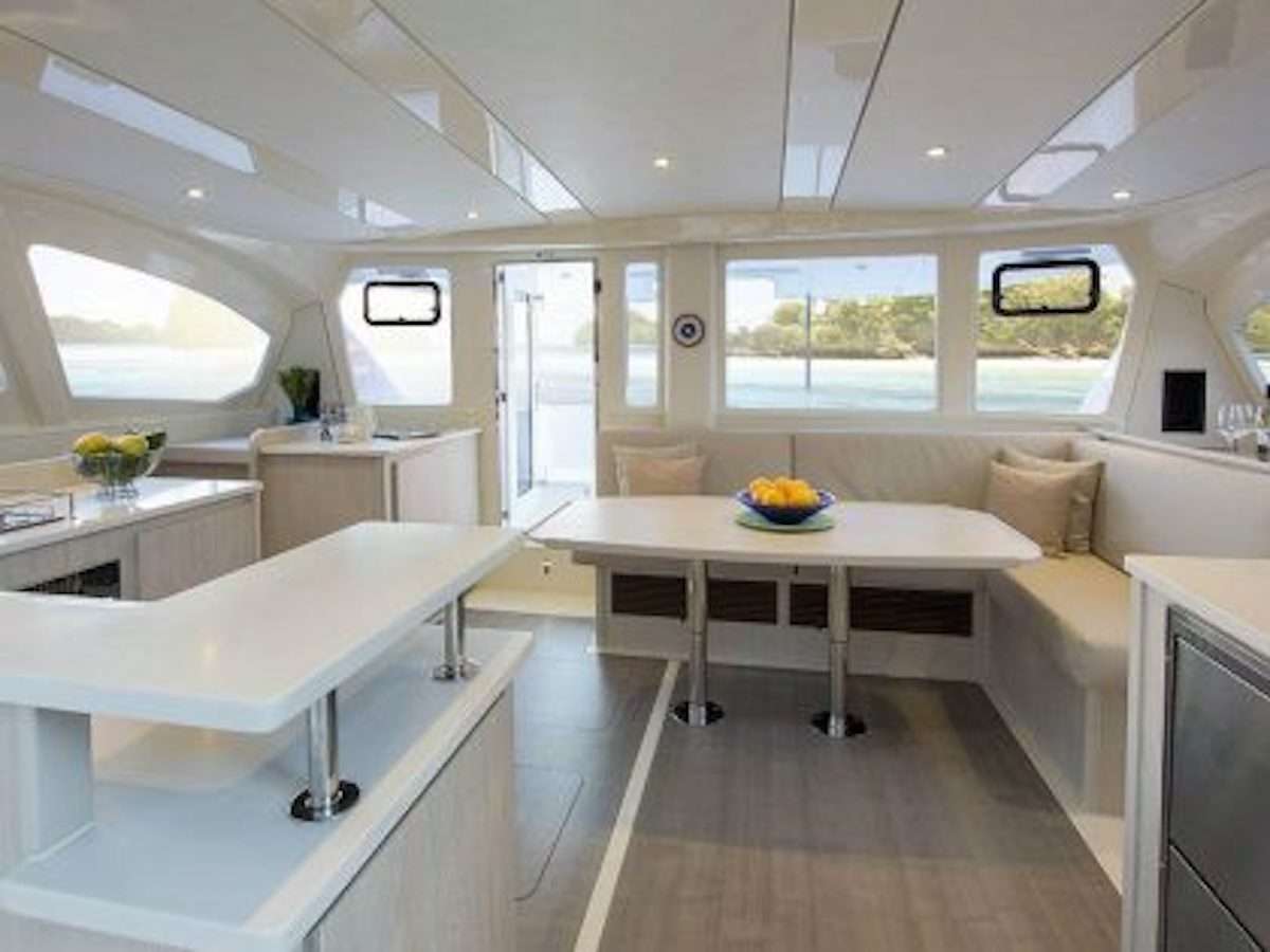 Crewed Catamaran SOL SEEKER photo 4