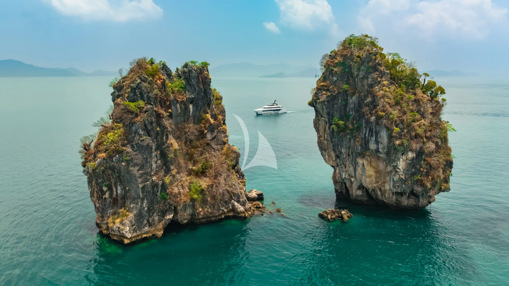 Luxury Crewed Motor Yacht SONG OF SONGS photo 5