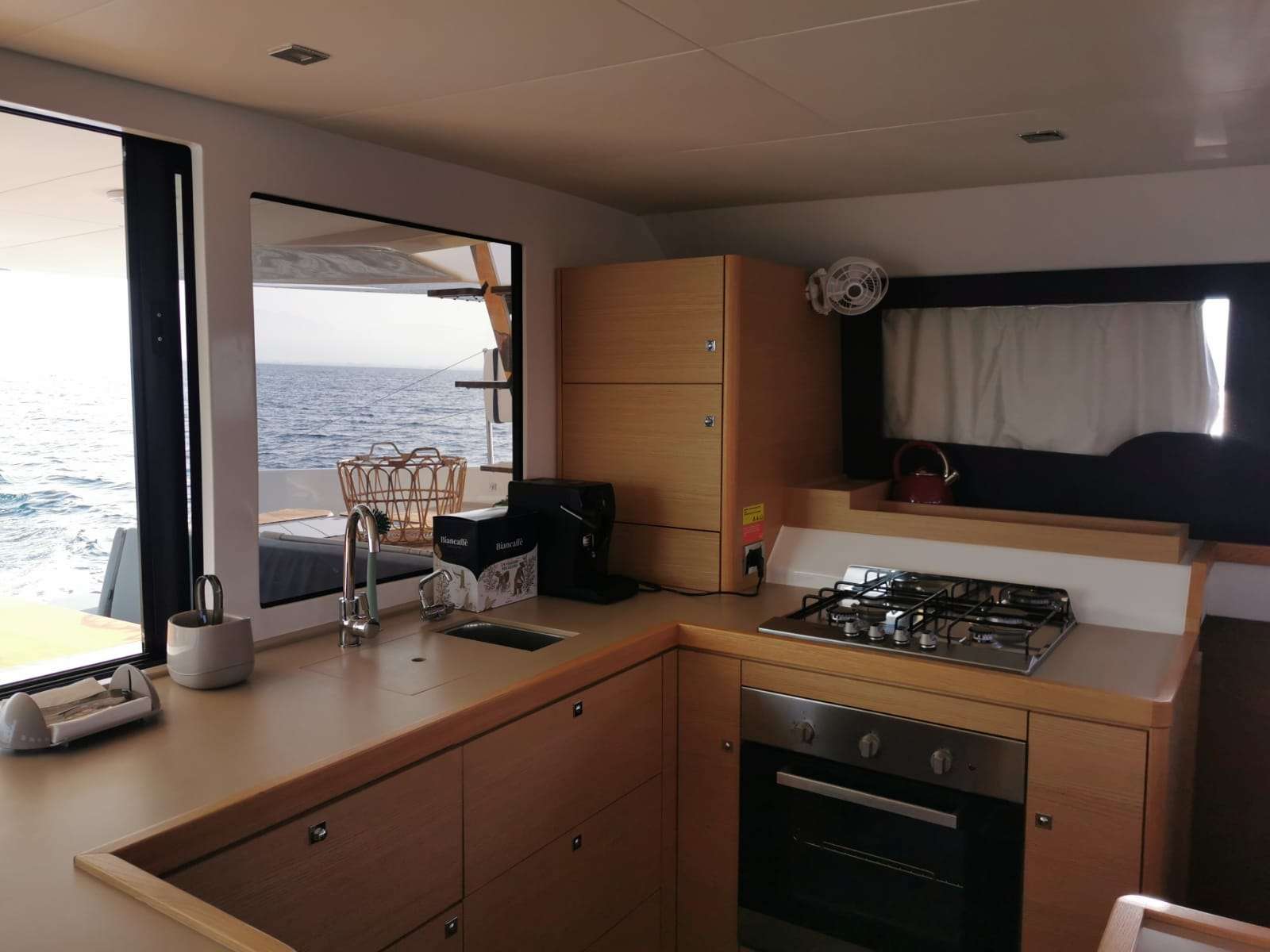 Crewed Catamaran SONIA photo 4