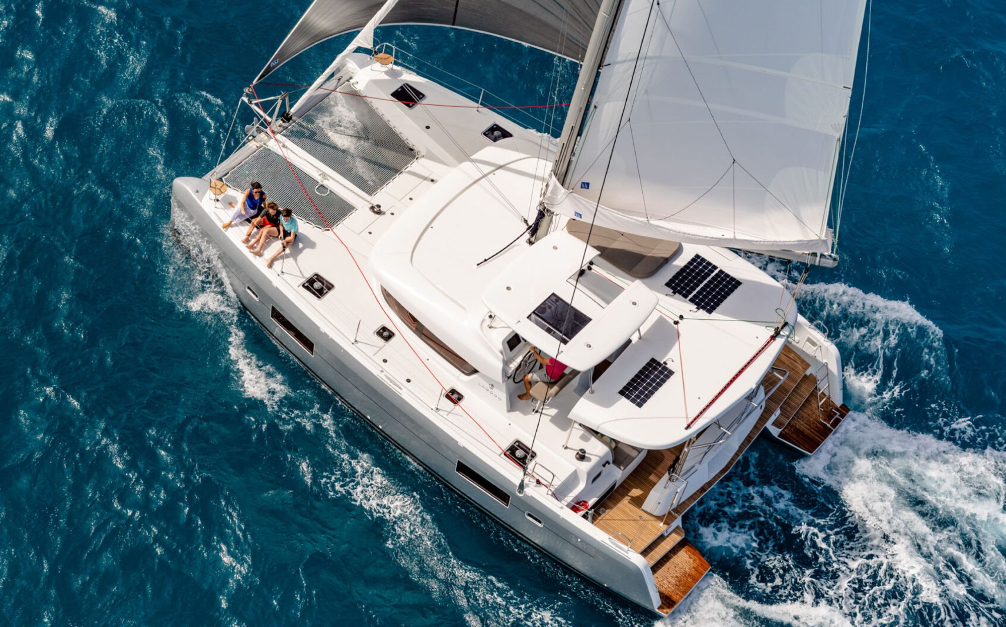 Bareboat Catamaran SOPHIE photo 3